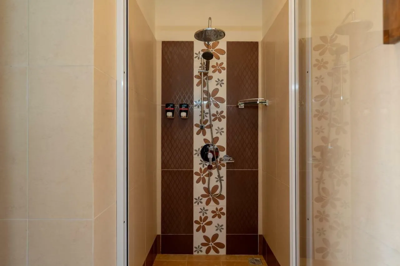Bed and Breakfast Glacis Heights Villa
