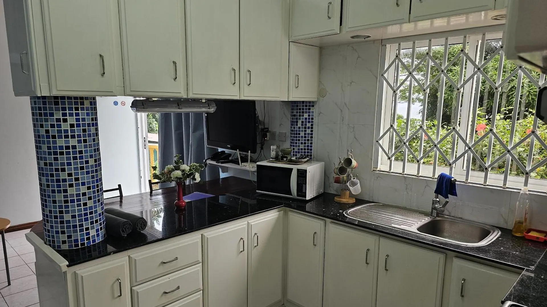 Bed & Breakfast Glacis Heights Villa