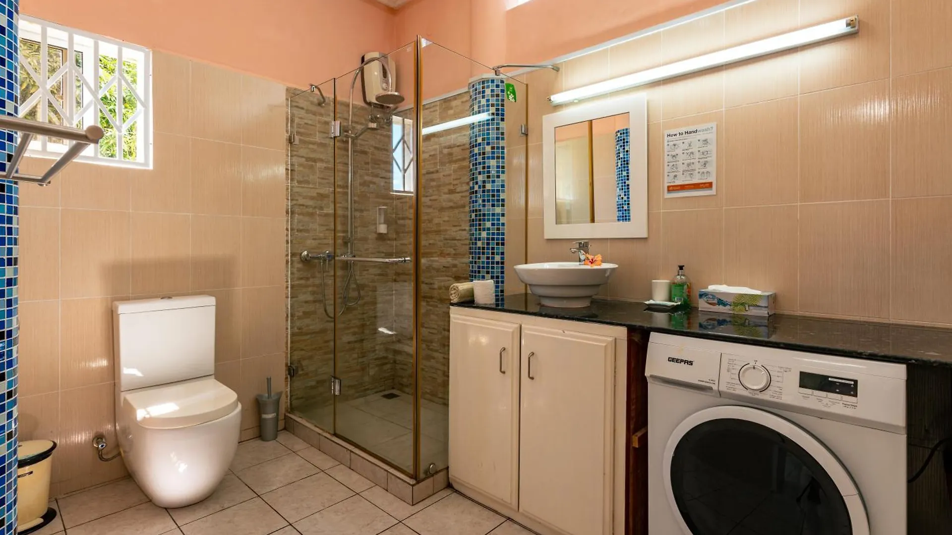 Bed & Breakfast Glacis Heights Villa