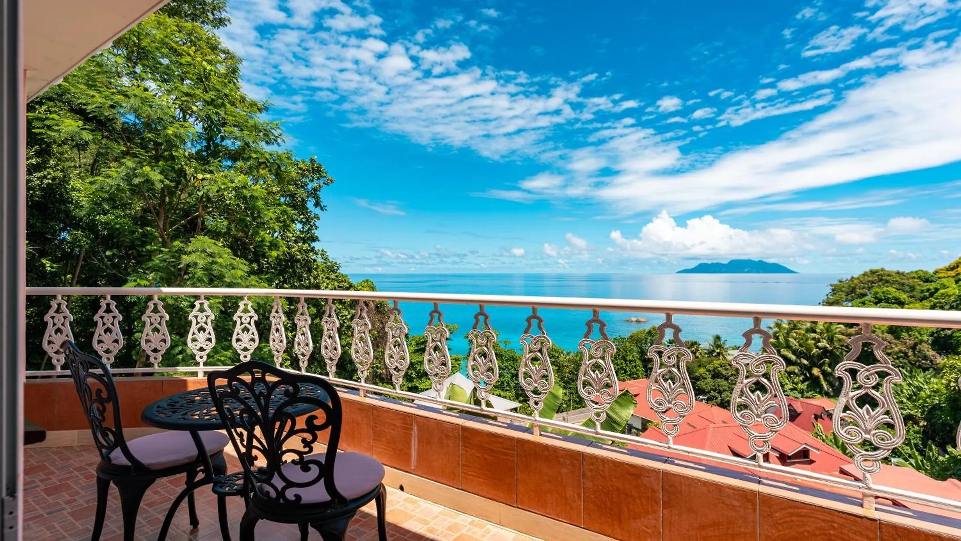 Glacis Heights Villa 3*, Glacis (Mahe)