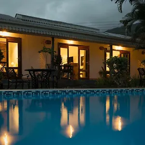 Hotel D'anse Boileau & Restaurant Chez Plume, Anse Boileau