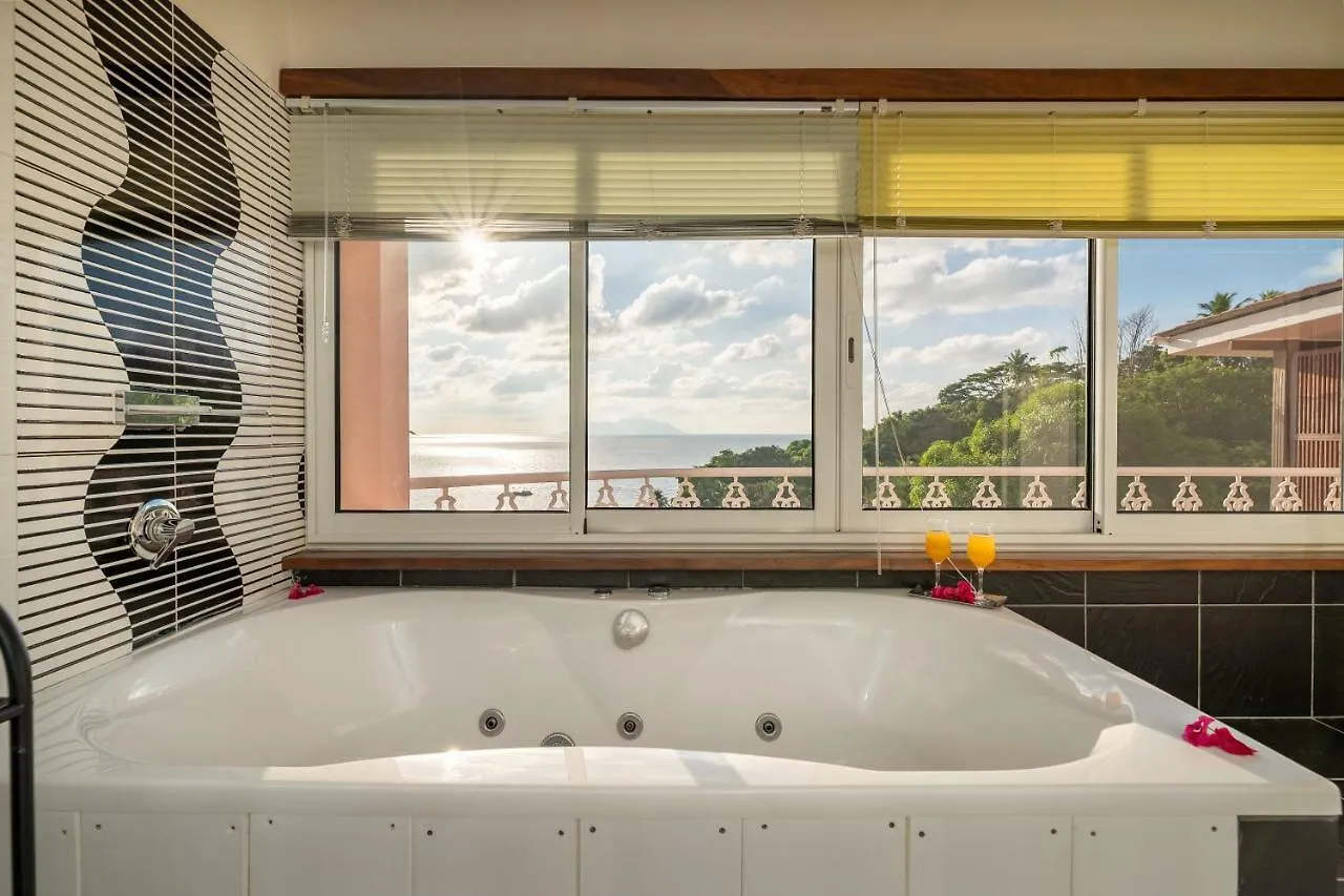 *** Couette-café Glacis Heights Villa Seychelles